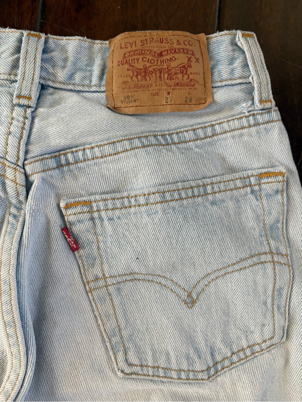 Vintage 90’s Levi's 501 Light Wash Button-Fly Blue Jeans - Made in USA - Picture 3 of 11